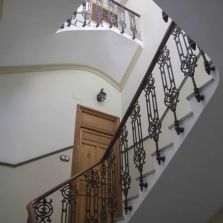 Apartamento En Edificio Tortosa