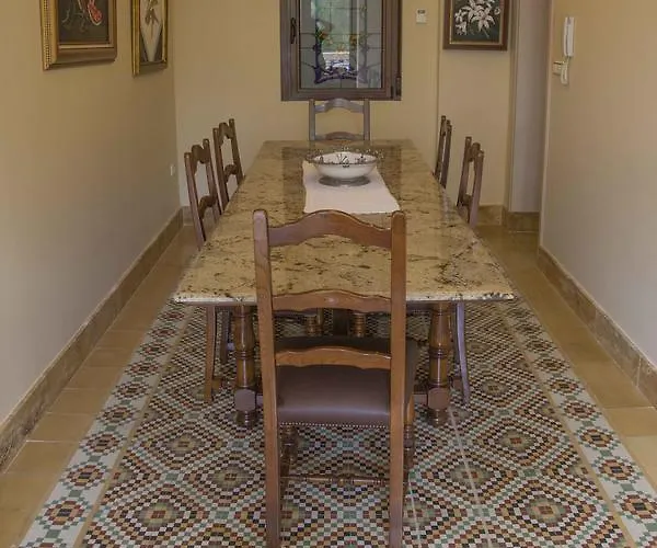 公寓 En Edificio Tortosa *